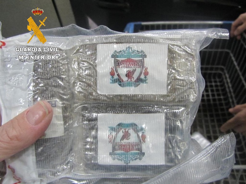 guardia-civil-hachis-liverpool-real-madrid