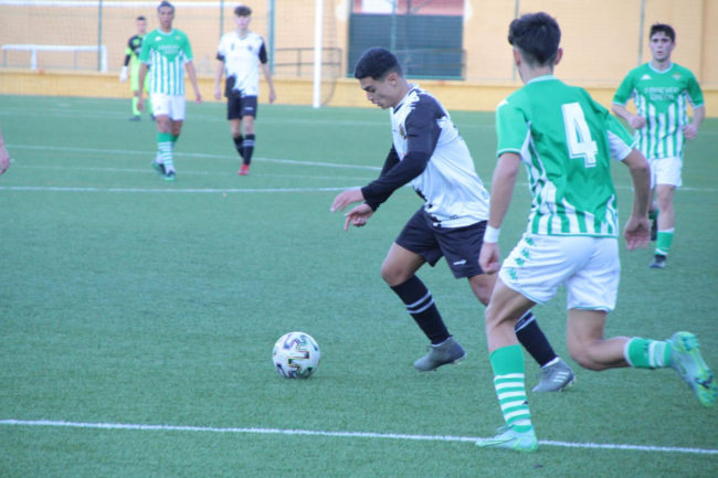 El Betis se impone por 3-5 al Polillas Ceuta en el ‘Martínez Pirri’