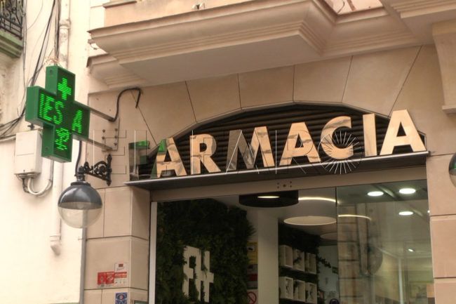 El Faro - Los test de antígenos se agotan en las farmacias de Ceuta