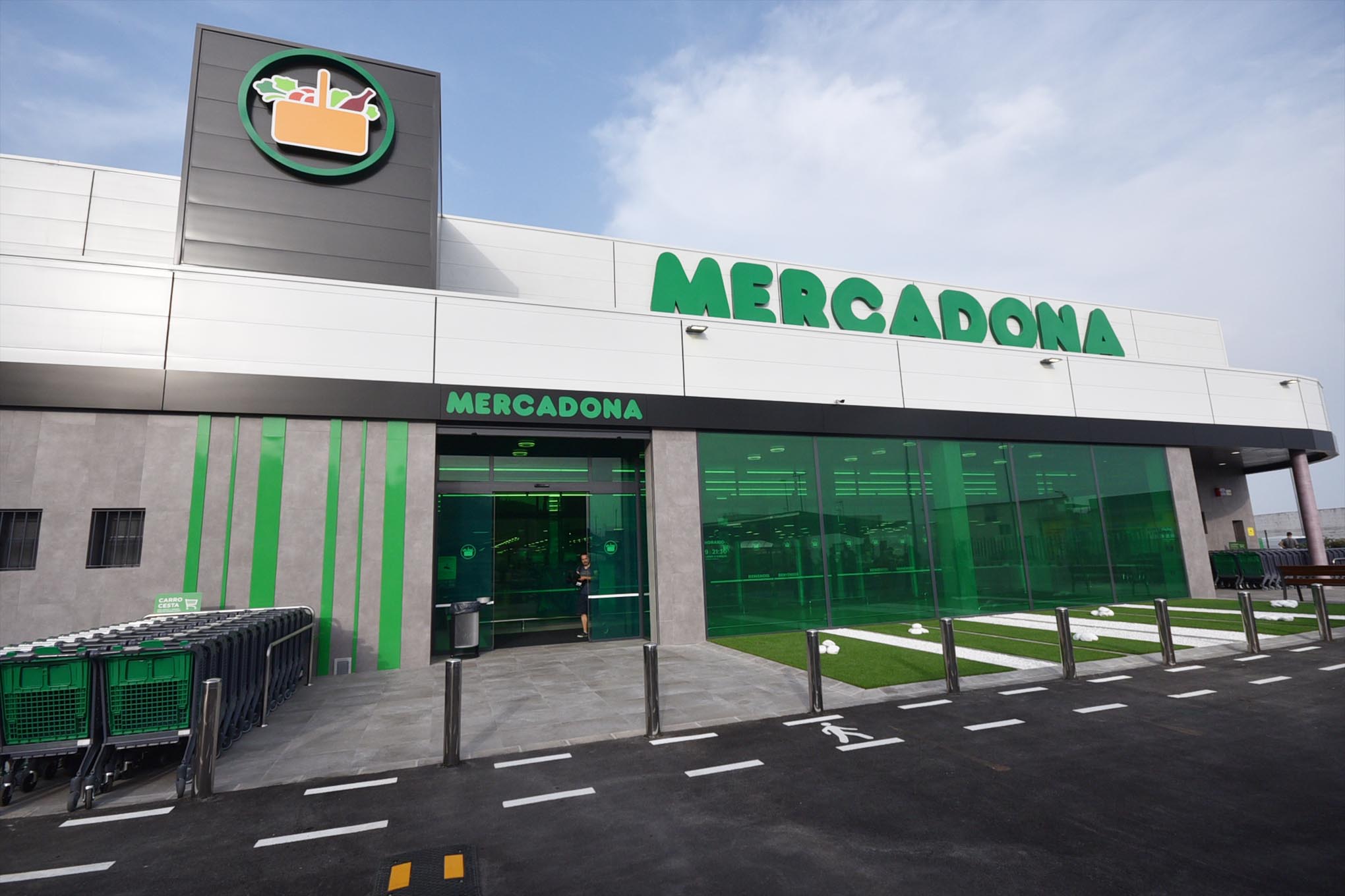 Mercadona dona 1,5 millones de euros para ayudar a los refugiados ucranianos