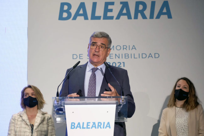 Baleària seguirá gestionando la línea con precios limitados del Estrecho