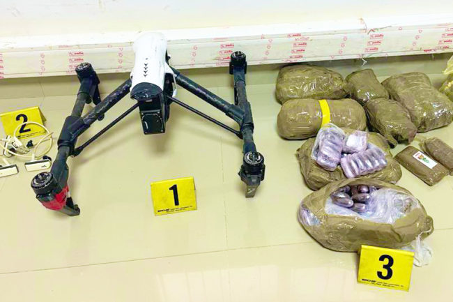 El Faro - Detenido en Castillejos un joven con un dron y hachís