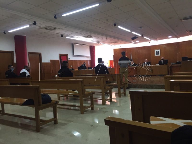 juicio-bicho-pase-inmigrantes-001