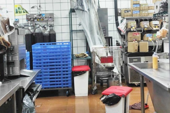 UGT lleva a la Inspección de Trabajo el estado del Burger King tras el temporal