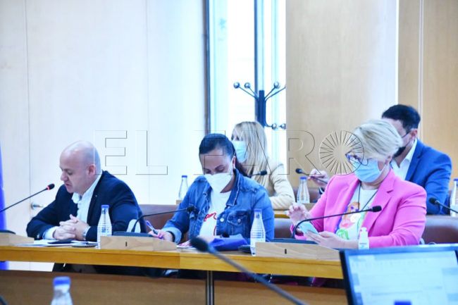 El Pleno aprueba que los colegios ofrezcan actividades extraescolares por la tarde