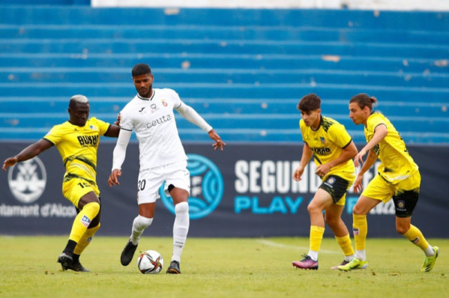 Telis: «Esperamos traernos el ascenso y que la afición lo disfrute»