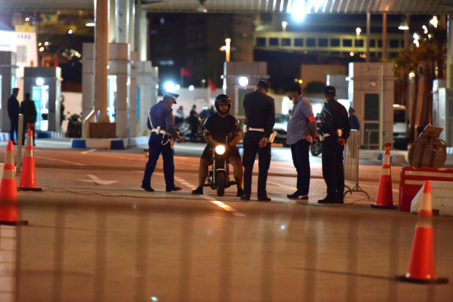 Bab Sebta en el ojo del huracán: piden investigar a los aduaneros tras registrar a un abogado