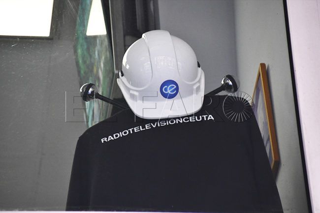 RTVCE prevé convocar seis plazas de redactor, cámara y auxiliar de sonido