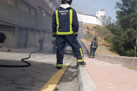 incendio-sidi-embarek-coche-001