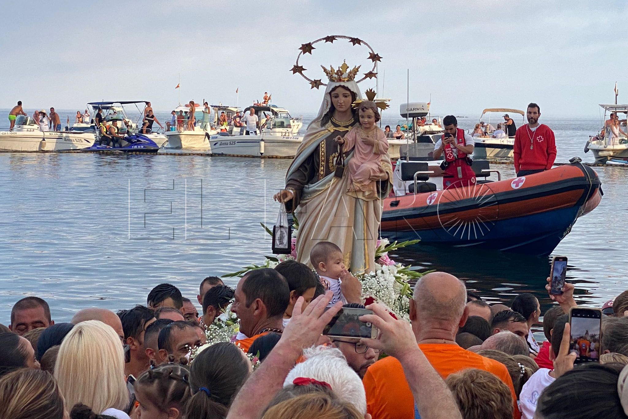 virgen-carmen-almadraba-fieles (2)