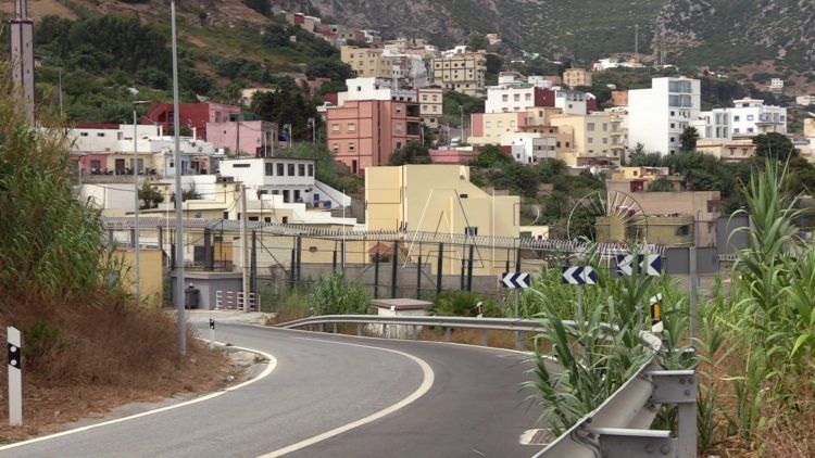 gobierno-defiende-mejoras-planes-benzu-pleno