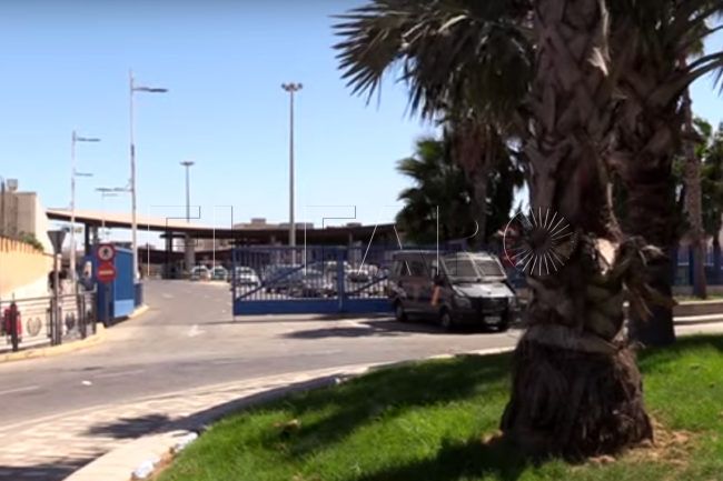 El Faro - Muere una mujer intentando pasar a Melilla en ambulancia para ir al hospital