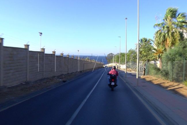 El Faro - La DGT anuncia: las motos podrán circular por el arcén de la derecha