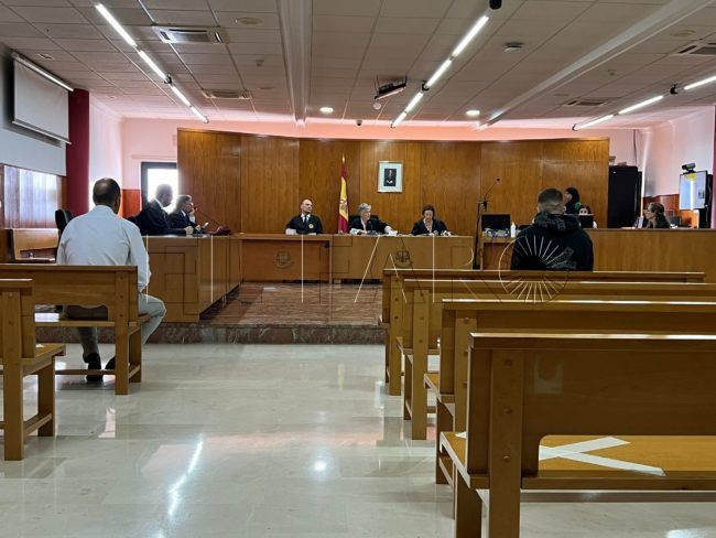Condenado un falso pescador que ocultaba 213 kilos de hachís en petacas