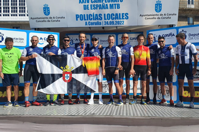 Los policías locales del CD San Urbano, campeones de España por equipos