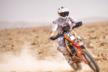Amine Echiguer, campeón del mundo de Motos ‘Rally 3’