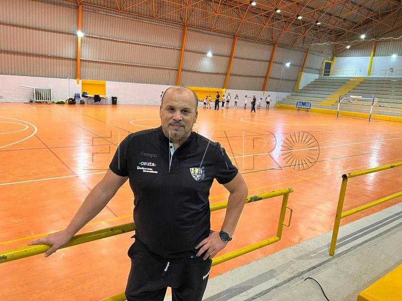 larbi-ahmed-balonmano-001