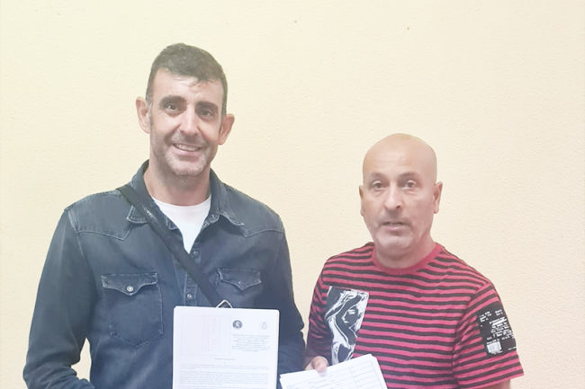 AUGC y SUP recogen firmas para acabar con el copago farmacéutico de los agentes jubilados