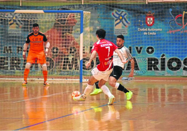 El Faro - El Ceutí de fútbol sala volvió a las andadas ante Zaragoza