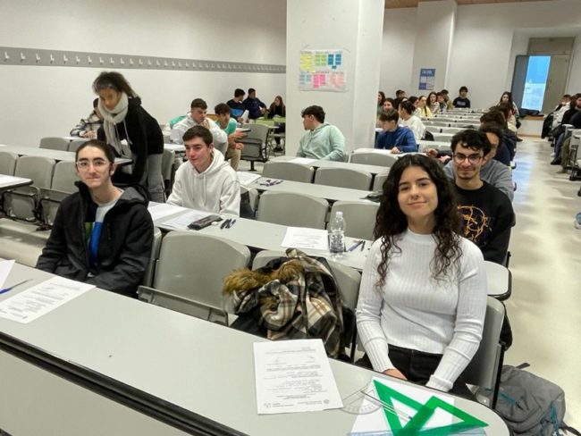 Sara El Khattabi Vilchez, primera clasificada de la Fase Local de la LIX Olimpiada Matemática