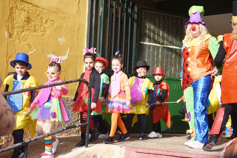 pasacalles-carnaval-colegio-rosalia-castro-012