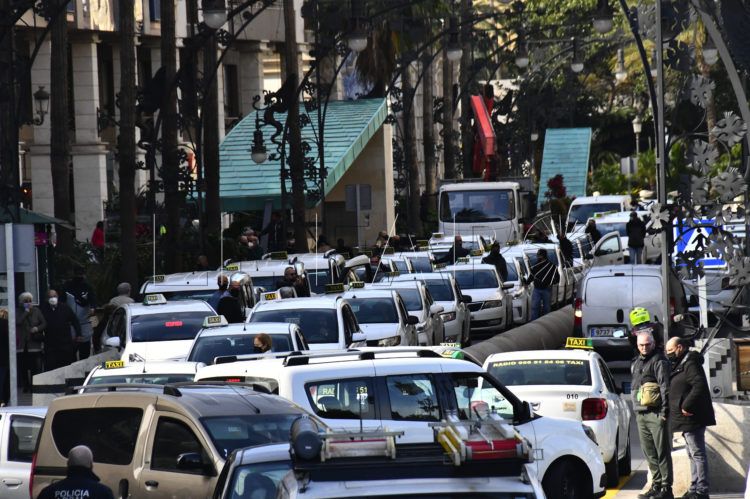 taxis-sustitucion-medida-ceuta-necesita-continuidad-servicio