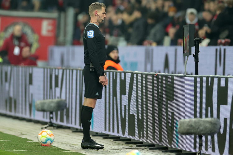 Árbitro del Bayer 04 Leverkusen vs VfL Bochum