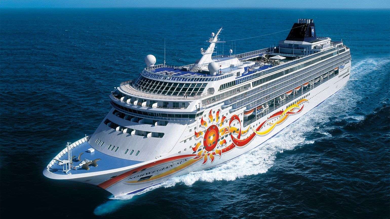 El crucero Norwegian Sun traerá el jueves a Ceuta casi 2.000 turistas