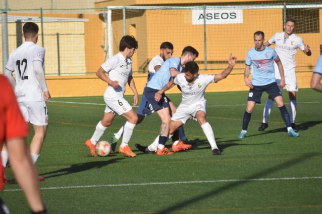 El Faro - El filial del Ceuta consigue tres puntos de oro al vencer al Pozoblanco (2-0)