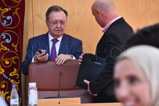 Vivas, a Gutiérrez: “Si no gano no me presentaré, me gustaría saber qué hará él”