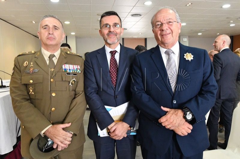 fernando-teson-marcos-serge-lazareff-otan-006