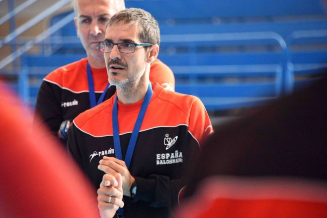 El seleccionador nacional de balonmano femenino visitará Ceuta