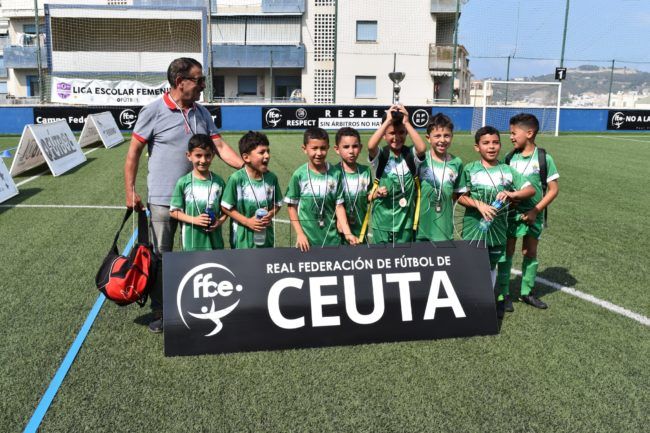 El Faro - La RFFCE reparte las medallas y trofeos a los prebenjamines