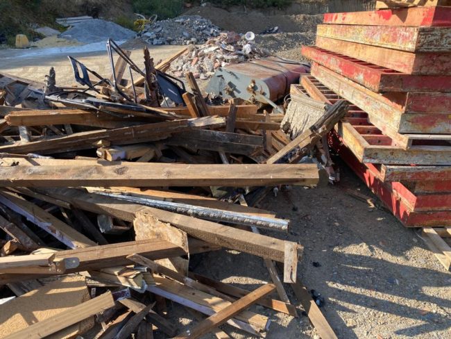 Peligra la restauración de los pasos dañados tras tirarse al monte piezas de la iglesia de San José