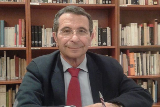 César Muro: «Ceuta y Melilla son como apaches y comanches, se parecen como un huevo a una castaña»