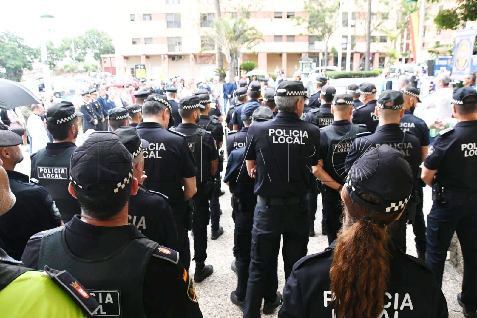 estatua-homenaje-policia-local-ceuta-15