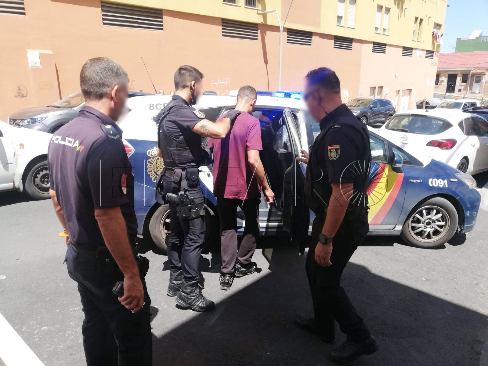 Detenido tras apuñalar a una persona a plena luz del día