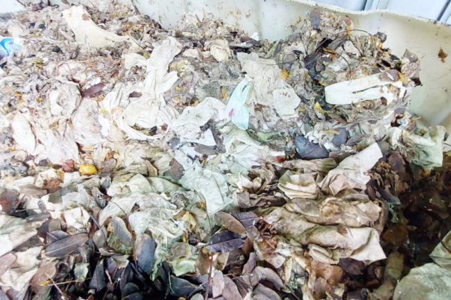 Los ceutíes tiran cerca de 3 toneladas de toallitas al váter cada día