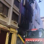 bomberos-incendio-edificio-colores-calle-real-10