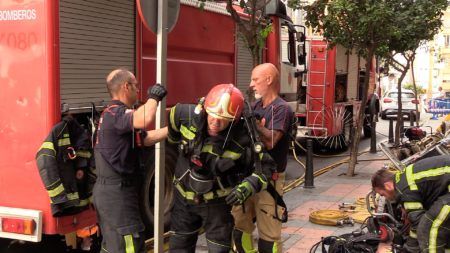 edificio-colores-bomberos-incendio-4