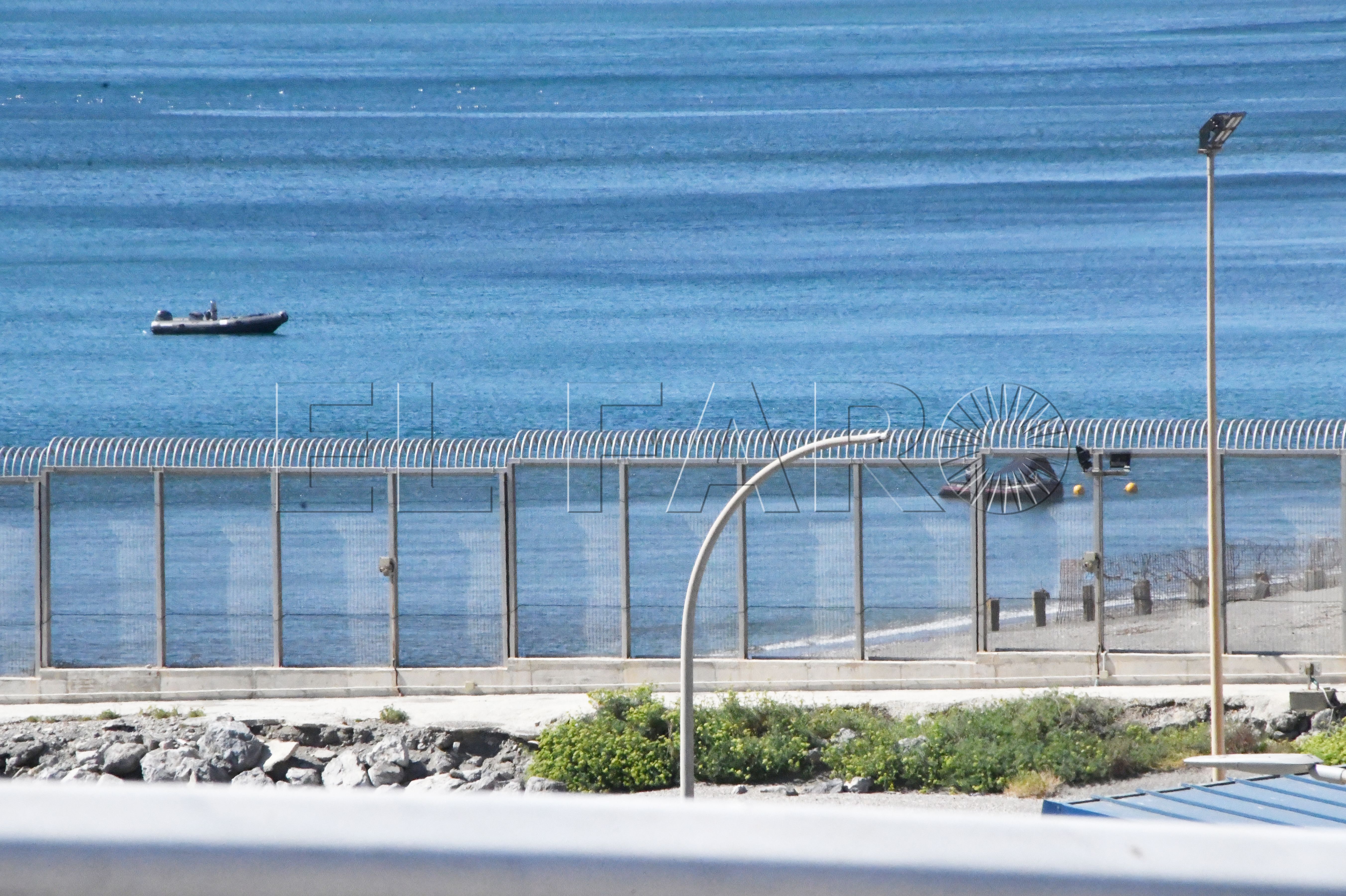 buque-isla-leon-armada-aguas-ceuta-5