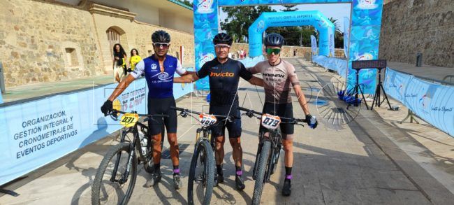Las Murallas Reales acogen la segunda prueba de la ‘Hércules Bike Race’