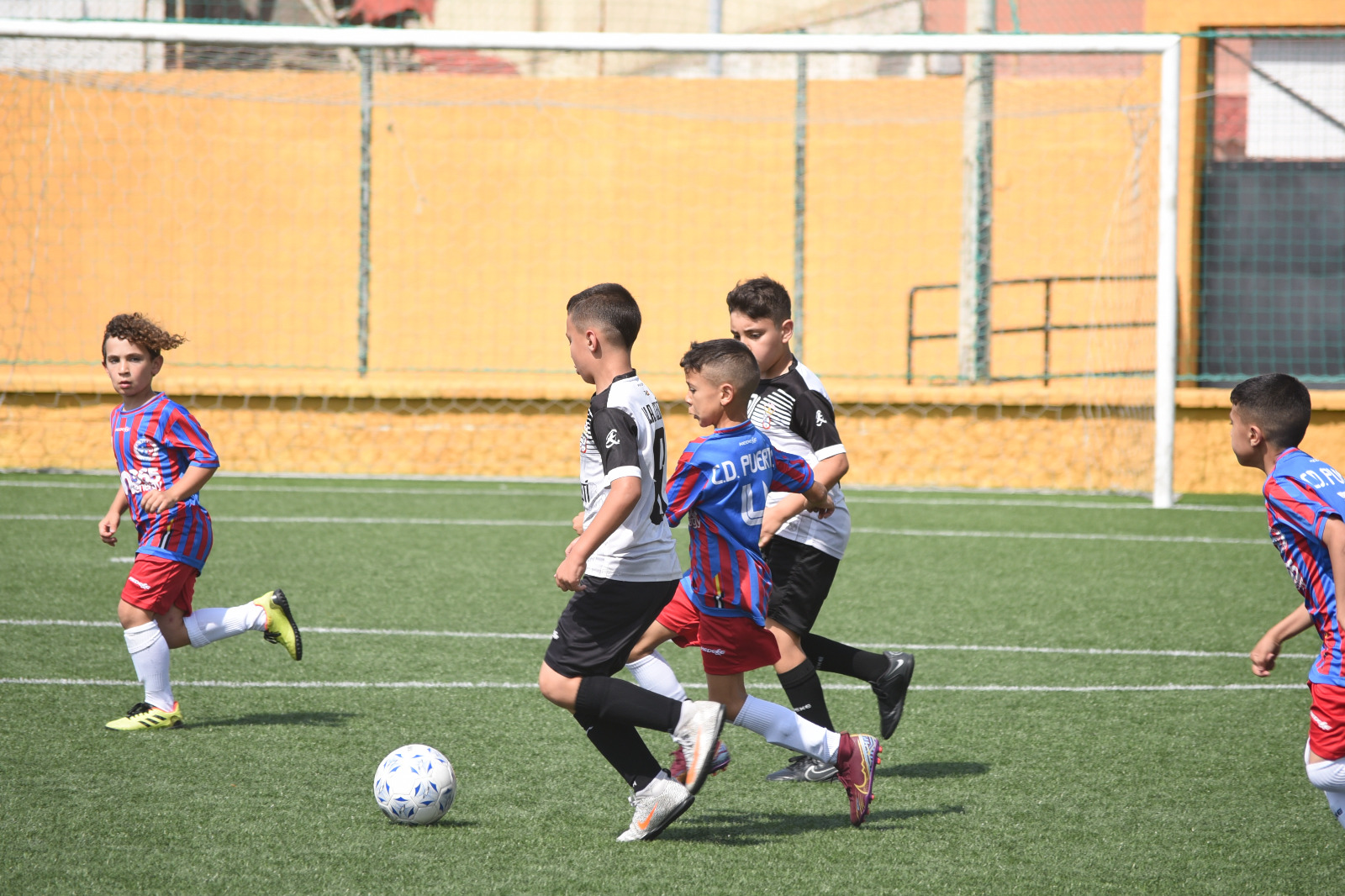 La RFFCE da a conocer el calendario y los horarios del fútbol-base