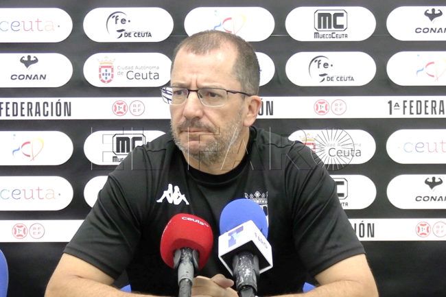 JJ Romero: “Es difícil ver en esta categoría lo que está haciendo el Ceuta”