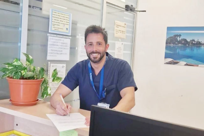 CSIF felicita al enfermero de Ceuta que salvó a un bebé en un avión
