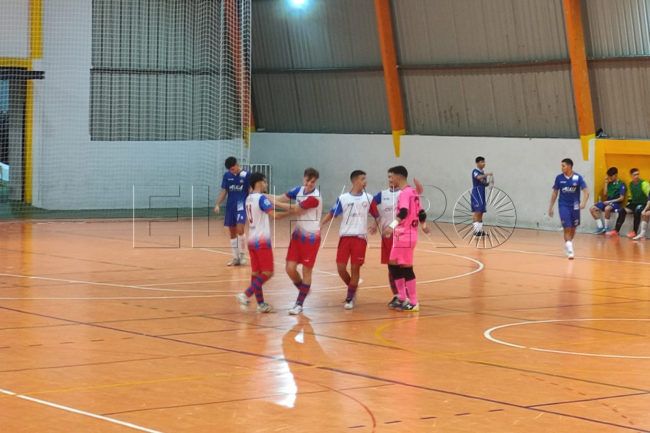El Puerto sigue intratable y vence al Rusadir (5-3)