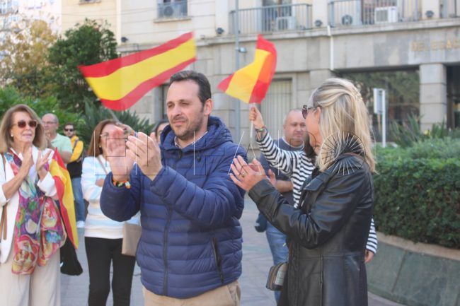 Vox cuestiona la promesa de «lealtad institucional» de Vivas al Gobierno de Sánchez