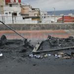 bomberos-contenedores-quemados-recinto-7