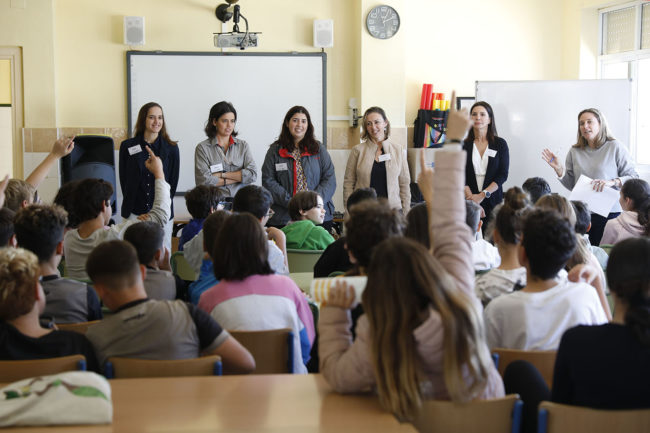 Fundación Cepsa y Fundación Inspiring Girls llevan sus paneles inspiradores a los jóvenes
