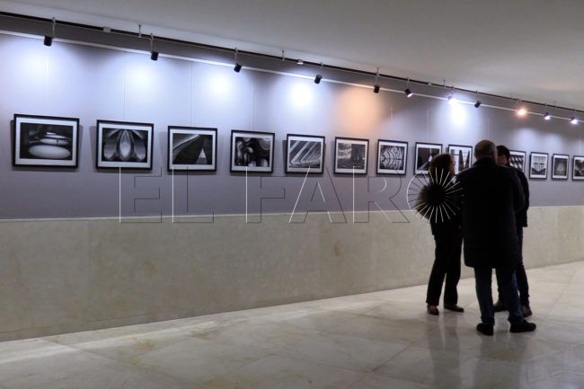 ‘La insignificancia del hombre’, fotografías que desafían la realidad